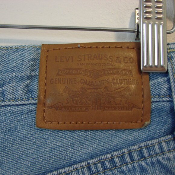 Levi's Ribcage Shorts Authentic Denim Jean Frayed Raw Hem Button Front Size 30 - Picture 13 of 15